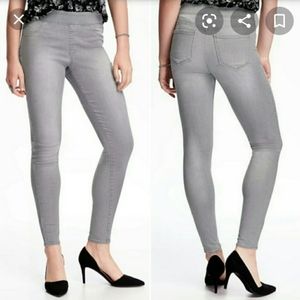 Old navy pull on skinny jeans